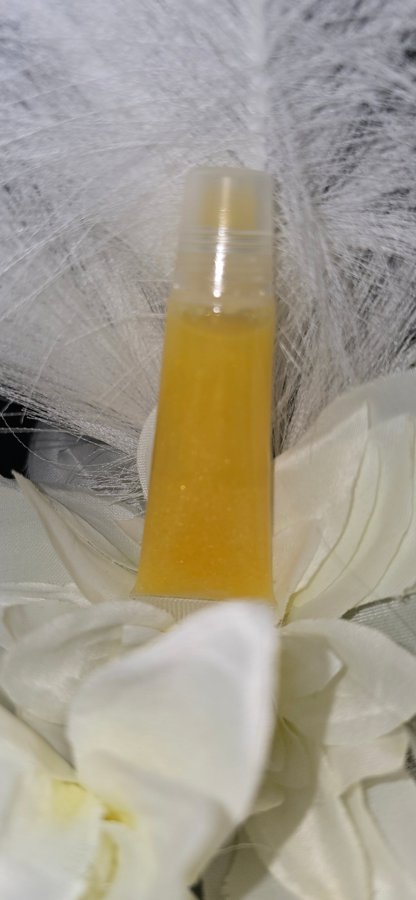 Lip scrub
